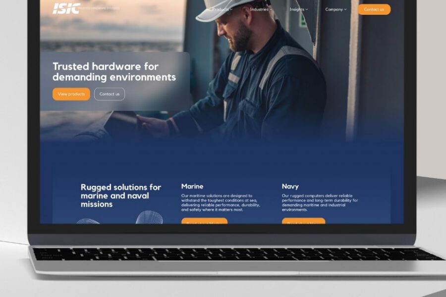 Forsiden af ISICs website vist på en computerskærm