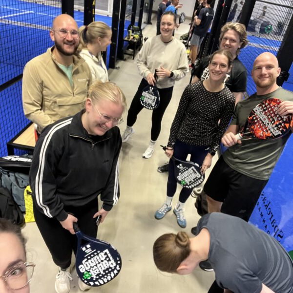 Padel med kollegaerne fra MEDIAPOINT